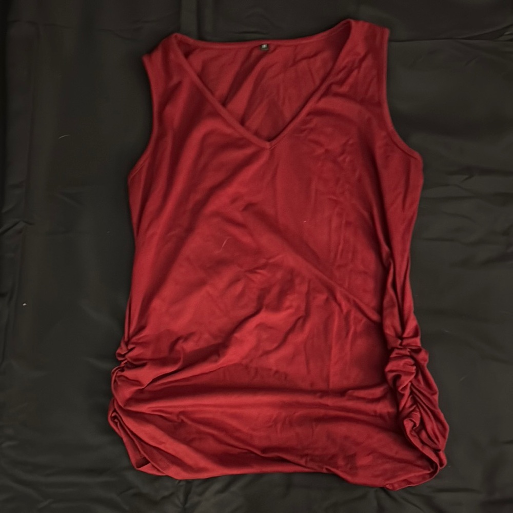 Red Sleeveless V-Neck Top